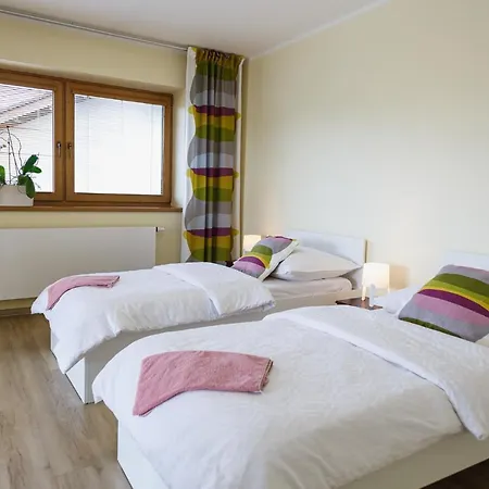 Luxusní Vila Pod Hradem S Velkými Terasami Vila *