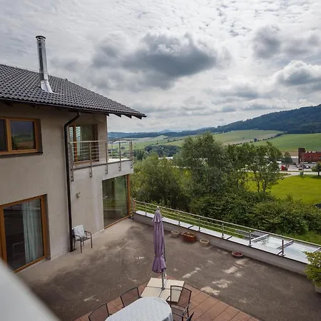 Vila Luxusní Vila Pod Hradem S Velkými Terasami Starý Jičín